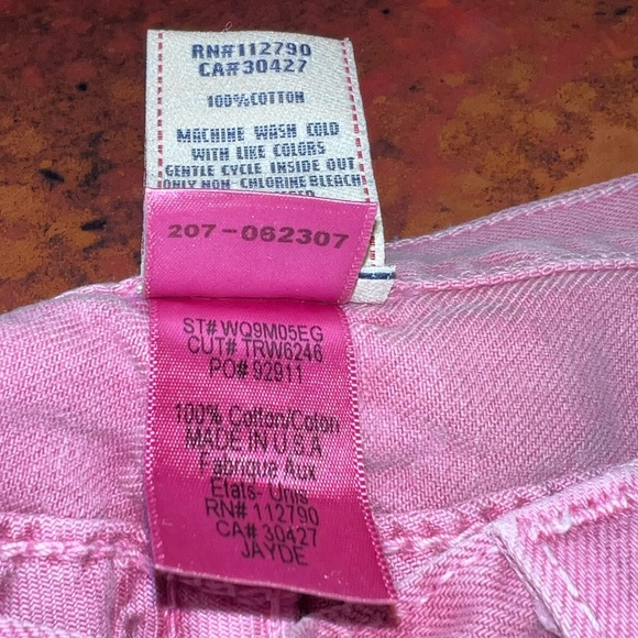 True Religion Overdye Jayde Button Fly Boyfriend Short in Punch Size 29 - Picture 7 of 9